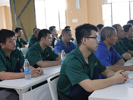 8月業(yè)務(wù)技能培訓會(huì )圓滿(mǎn)結束